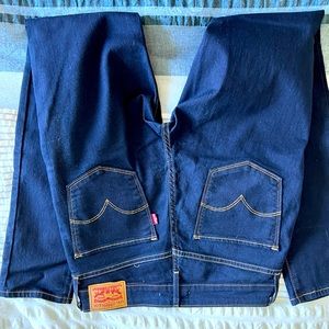 Levi’s high rise skinny 27